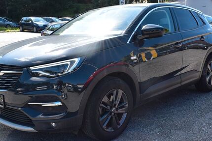 Opel Grandland (X) 61.800 km 17.290 € Schönberg 94513