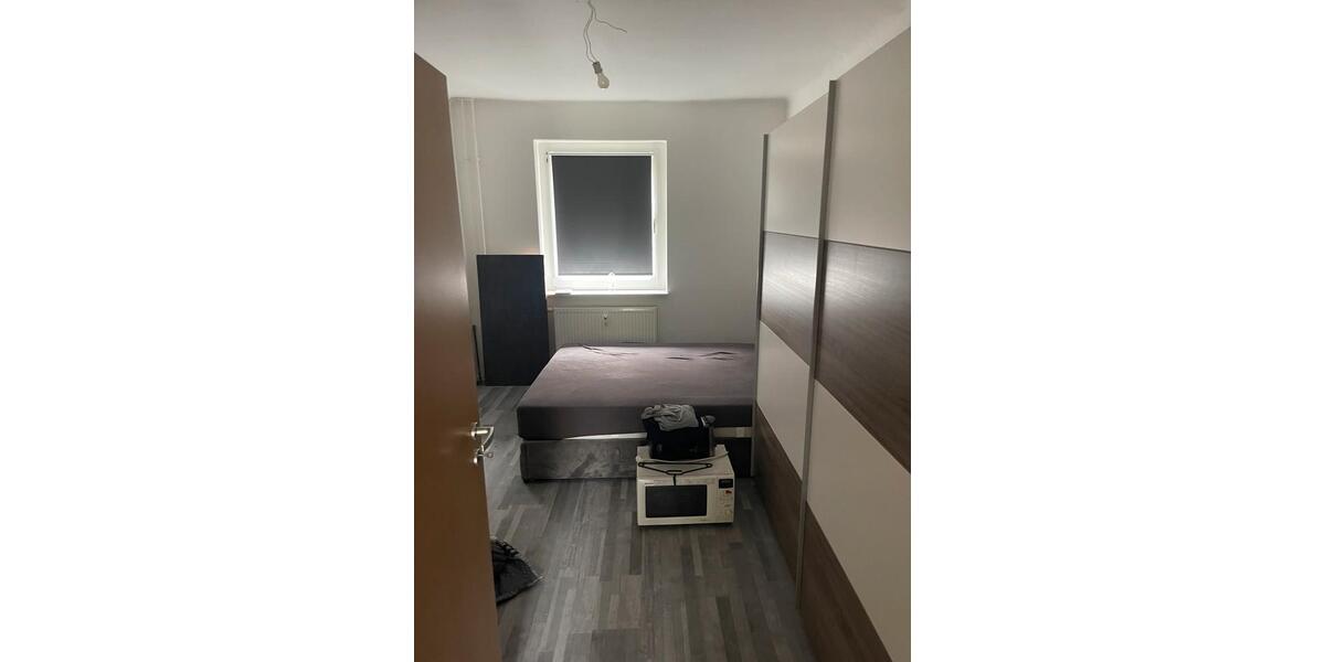 Erdgeschoßwohnung Bitterfeld-Wolfen Bitterfeld - 3 Zimmer, 62 m&sup2;, 560&euro; | Angebot:26645991