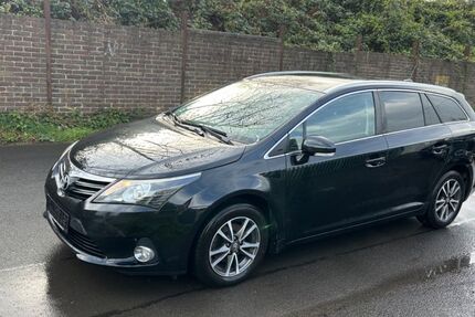 Toyota Avensis 200.000 km 4.999 &euro; Köln 50739