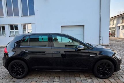VW Golf 156.300 km 7.599 &euro; Mommenheim 55278