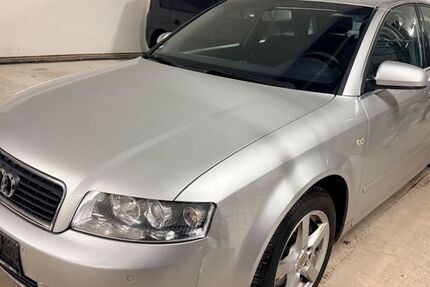 Audi A4 260.000 km 2.400 &euro; Nidderau 61130