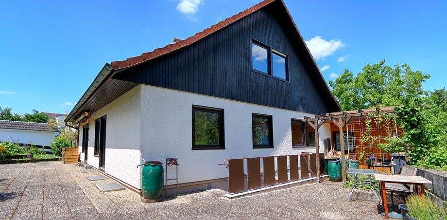 Mehrfamilienhaus, Wohnhaus Reutlingen Betzingen - 6 Zimmer, 182 m&sup2;, 598.000&euro; | Angebot:24756184