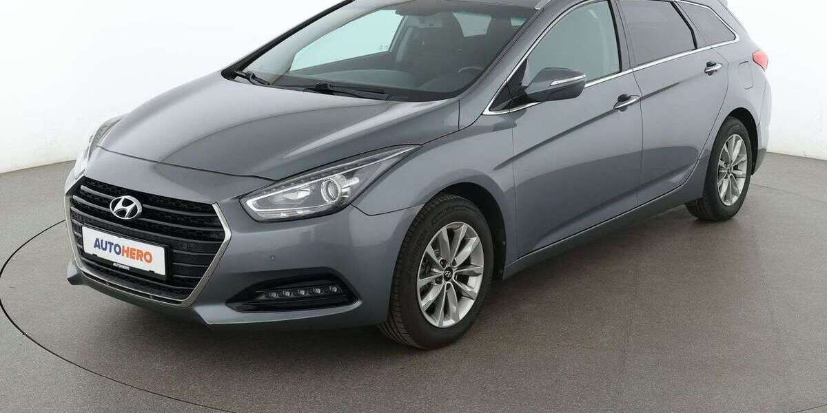 Hyundai i40 114.405 km 10.590 &euro; Berlin 14059