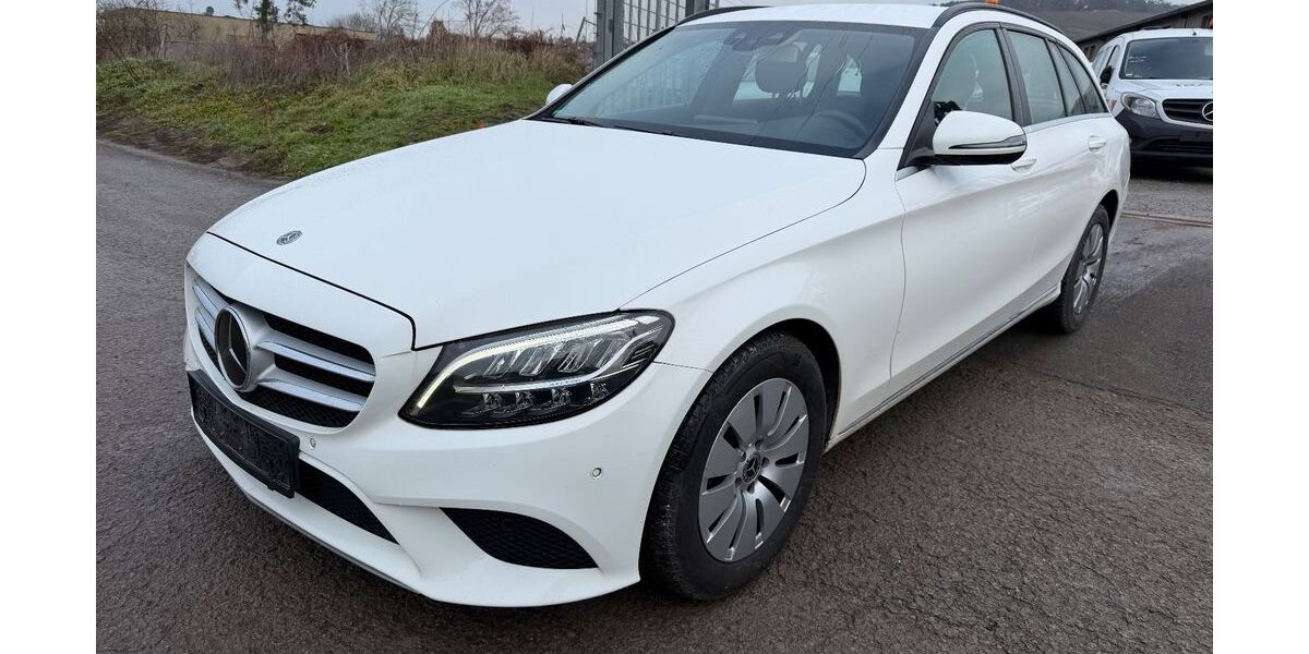 Mercedes-Benz C 220 220.200 km 14.399 &euro; Eibelstadt 97246