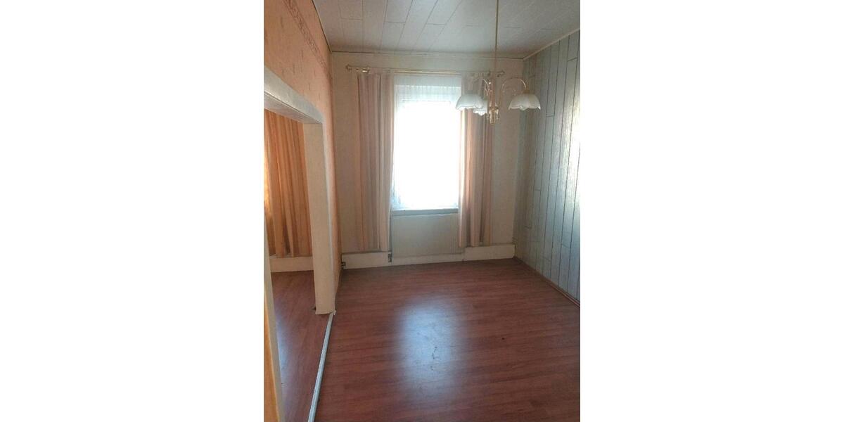 Einfamilienhaus Burg - 6 Zimmer, 145 m&sup2;, 145.000&euro; | Angebot:26037581