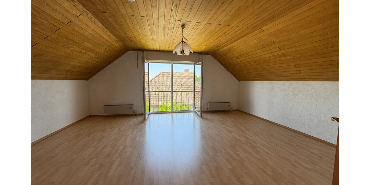 Reserviert - 1-2 Famhaus in sehr toller Lage - Zweifamilienhaus Straubenhardt | Angebot:27023546