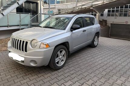 Jeep Compass 199.999 km 1.999 &euro; Düsseldorf 40223