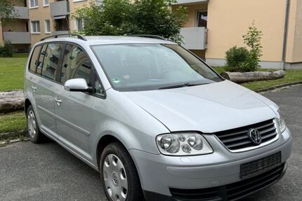 VW Touran 206.957 km 2.500 &euro; Bayreuth 95448
