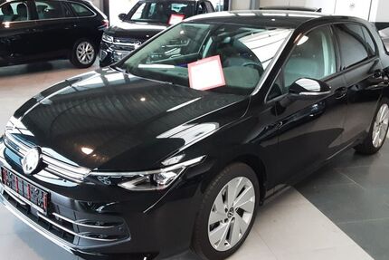VW Golf 25.300 km 25.990 &euro; Monschau (bei Aachen) 52156