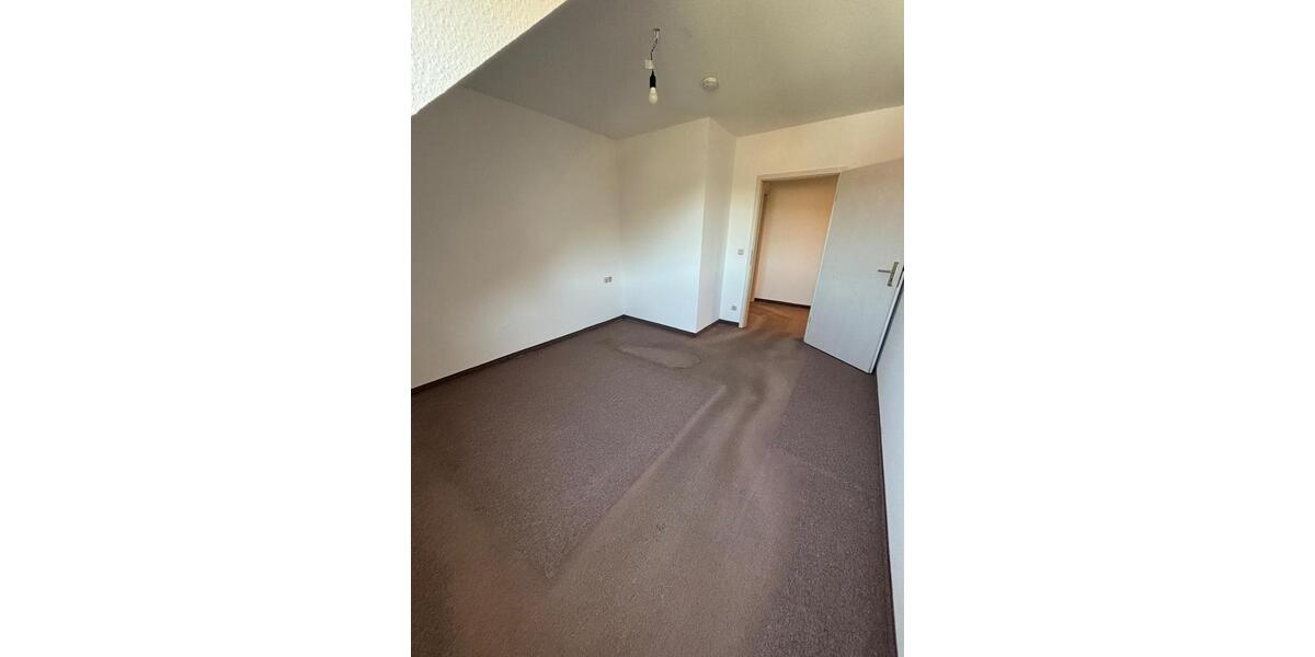 Dachgeschoßwohnung Hildburghausen - 2 Zimmer, 53 m&sup2;, 490&euro; | Angebot:26279344