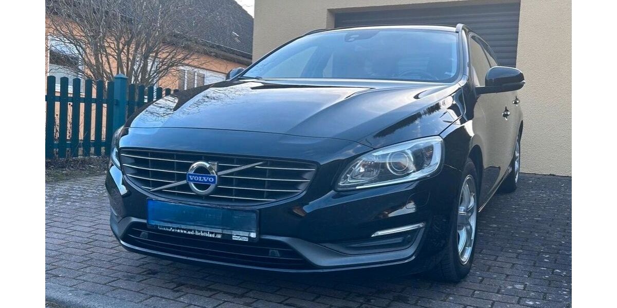 Volvo V60 242.000 km 7.400 &euro; Beelitz 14547