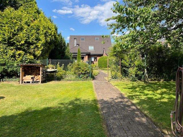 Mehrfamilienhaus, Wohnhaus Voerde - 8 Zimmer, 247 m&sup2;, 499.000&euro; | Angebot:24691287