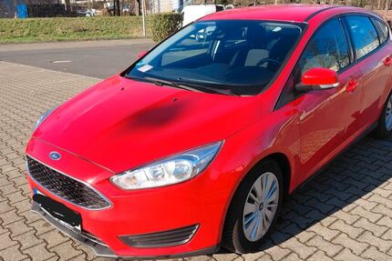 Ford Focus 130.000 km 3.999 &euro; Siegburg 53721