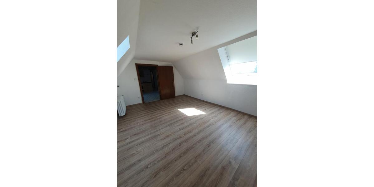 Dachgeschoßwohnung Löhne - 1 Zimmer, 31 m&sup2;, 430&euro; | Angebot:26032962