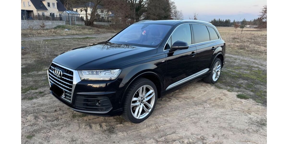 Audi Q7 128.000 km 39.950 &euro; Beelitz 14547