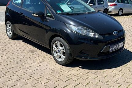 Ford Fiesta 156.000 km 3.500 &euro; Löhne Mennighüffen 32584