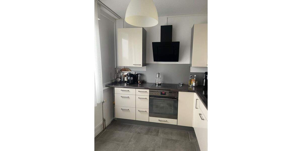 Etagenwohnung Ludwigshafen am Rhein Pfingstweide - 3 Zimmer, 80 m&sup2;, 950&euro; | Angebot:24845640