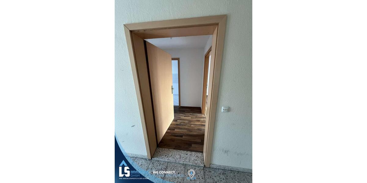 Dachgeschoßwohnung Wolmirstedt - 1 Zimmer, 34 m&sup2;, 250&euro; | Angebot:26477924