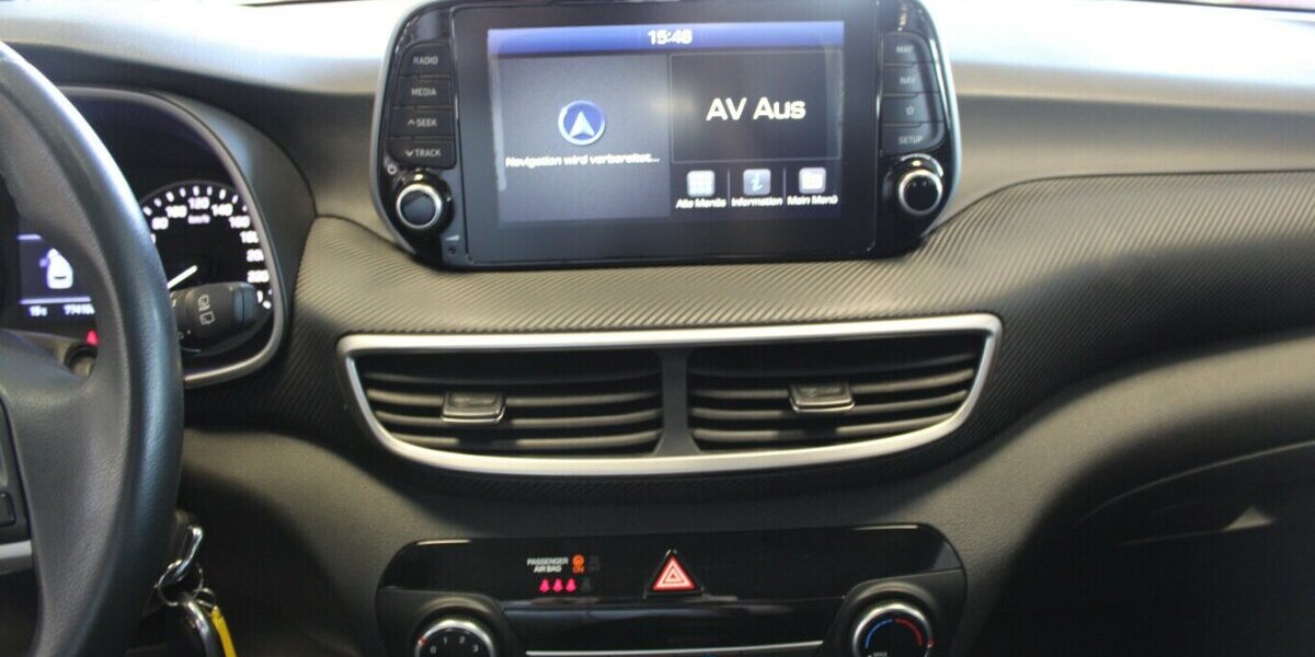 Hyundai Tucson 1.6 GDi 2WD AHK + Navi + Kamera + AHK 77.410 km 14.980 &euro; Euskirchen 53881