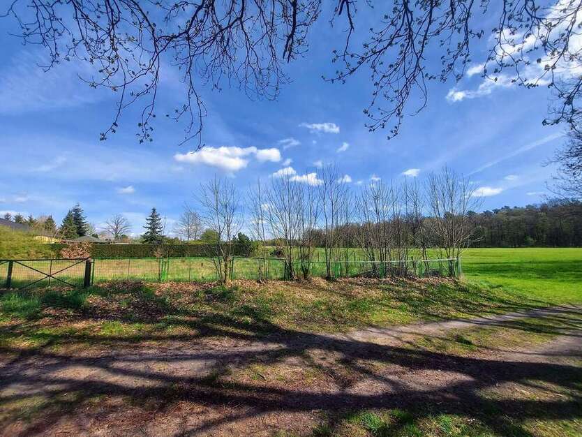 Grundstück zu verkaufen in Löwenberger Land 299.600 € 987 m²