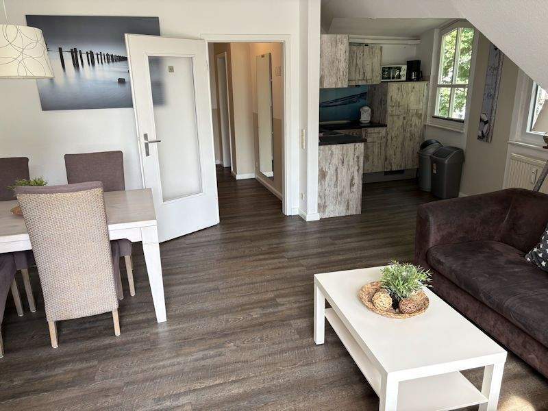 Fast am Strand! Atelier-Wohnung über2 Ebenen