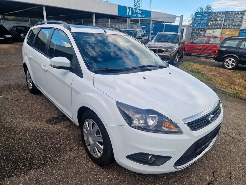 Ford Focus 299.999 km 2.299 € Villingen-Schwenningen 78048