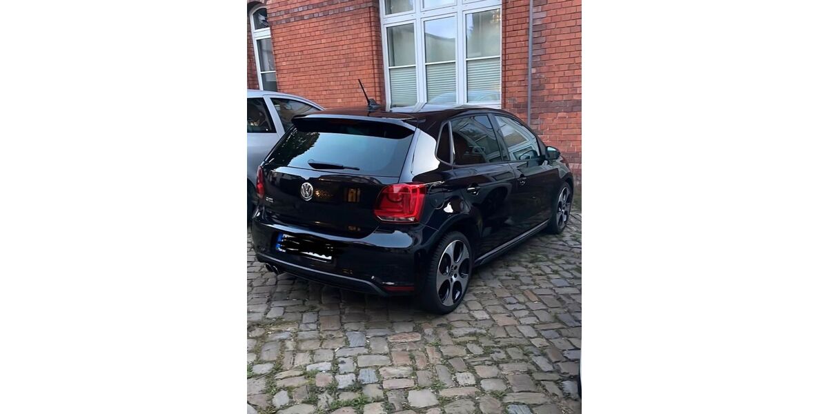 VW Polo 89.000 km 12.300 &euro; Bremen 28779