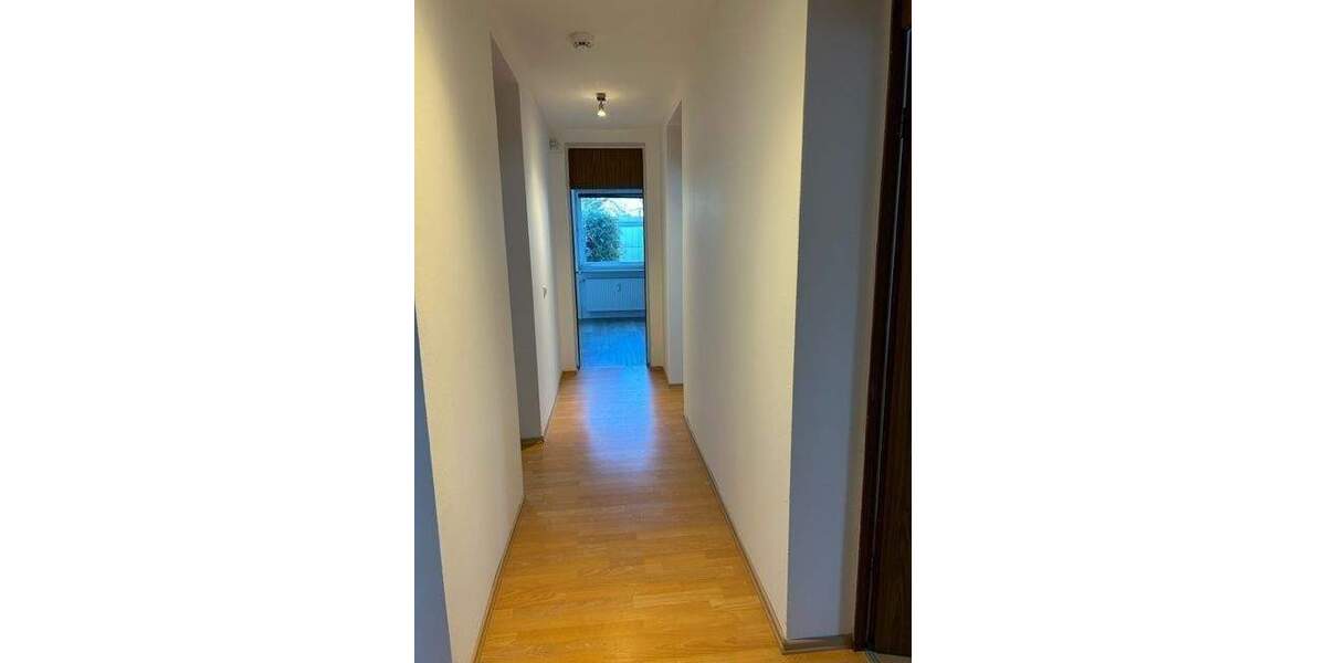 Etagenwohnung Coburg - 4 Zimmer, 110 m&sup2;, 650&euro; | Angebot:26378698