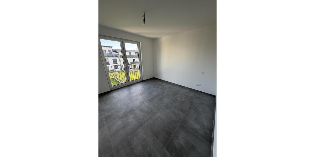 Reihenhaus Offenbach am Main Bieber - 7 Zimmer, 200 m&sup2;, 3.000&euro; | Angebot:24214804