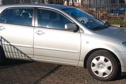 Toyota Corolla 91.000 km 6.950 &euro; Merseburg oder Dachau 06217