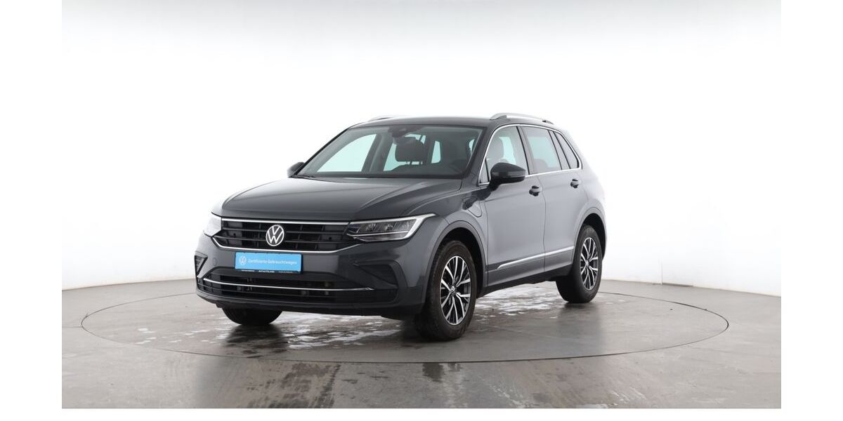 VW Tiguan 37.975 km 25.440 &euro; Plattling 94447