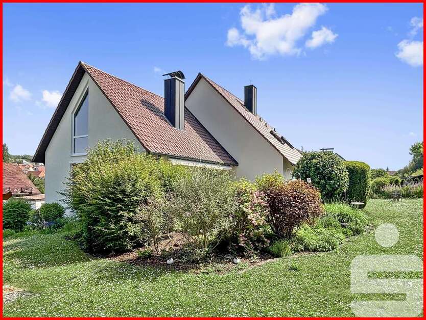 Haus zum Kaufen in Greußenheim 497.000 € 185 m²