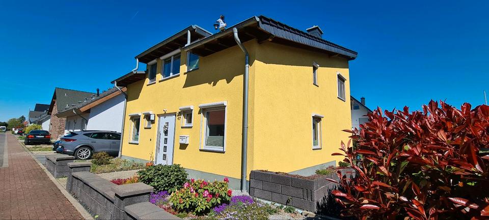 Einfamilienhaus Rommerskirchen - 7 Zimmer, 181 m&sup2;, 769.000&euro; | Angebot:25957057