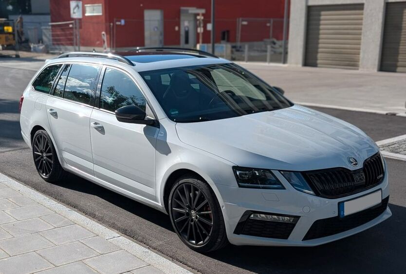 Skoda Octavia 92.300 km 20.200 € München 81541