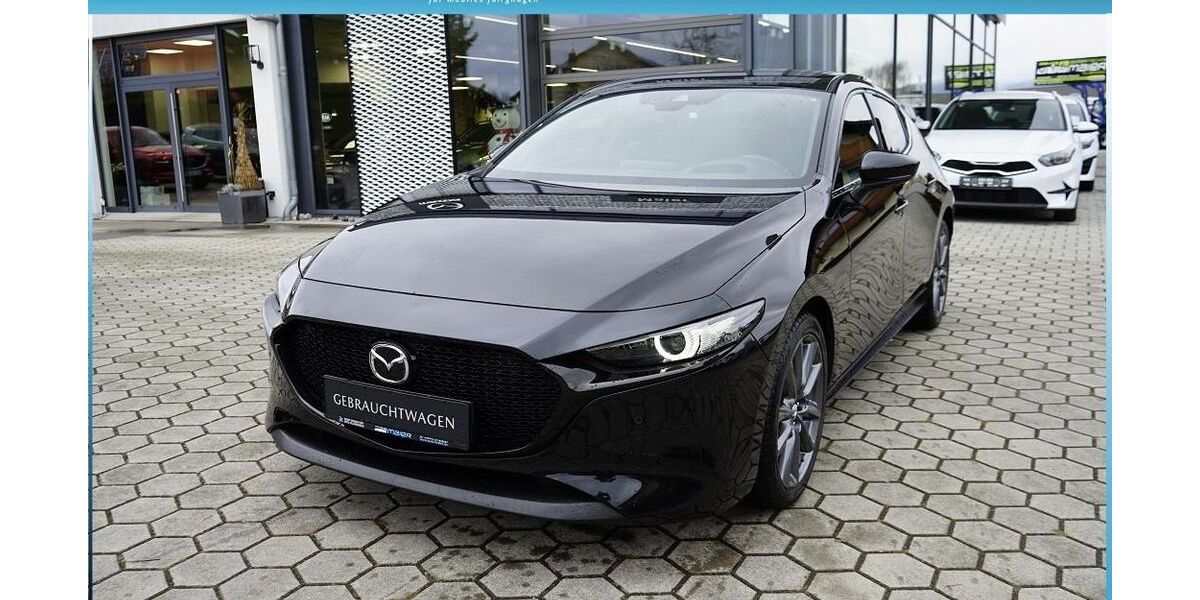 Mazda 3 29.600 km 22.950 &euro; Cham 93413
