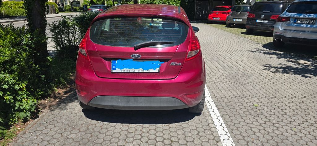Ford Fiesta 146.000 km 2.500 &euro; Gauting 82131