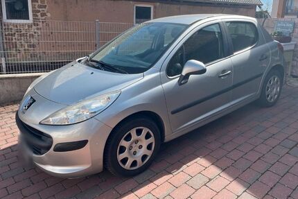 Peugeot 207 215.000 km 1.990 &euro; Biedershausen 66917