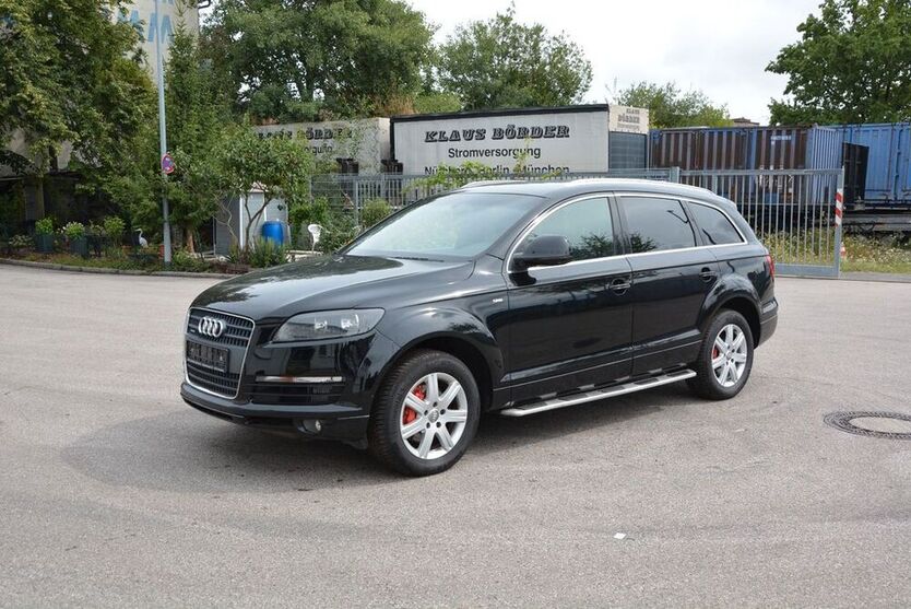 Q7