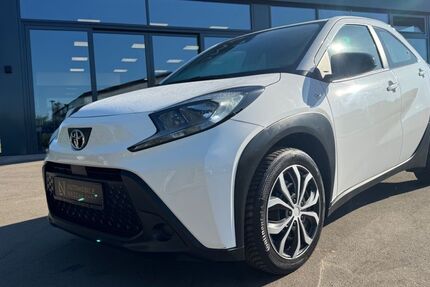 Toyota Aygo (X) 37.000 km 13.700 &euro; Saarlouis 66740