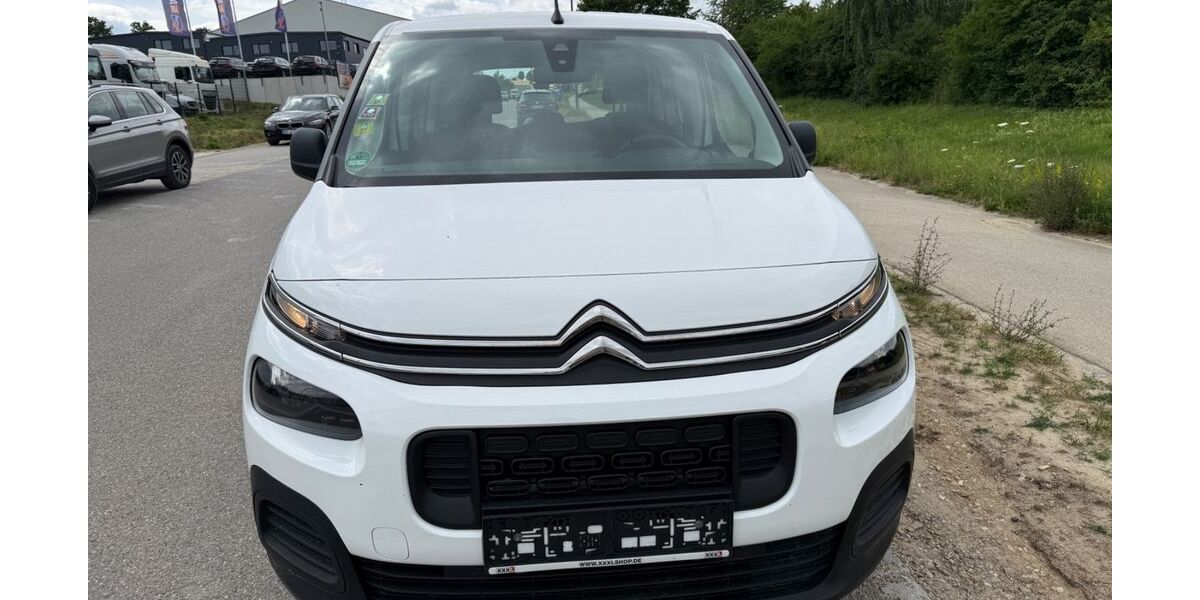 Citroen Berlingo 156.000 km 10.114 &euro; Pfaffenhofen an der Ilm (Gewerbegebiet Kuglhof) 85276