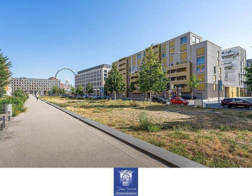 Charmante NeubauWohnung mit hofseitigem Balkon, Fußbodenheizung, EBK, Gäste-WC!