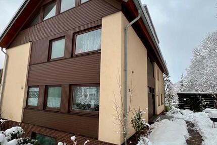 Freundliche 3-Zimmer-Erdgeschoßwohnung mit Balkon, Neuhaus