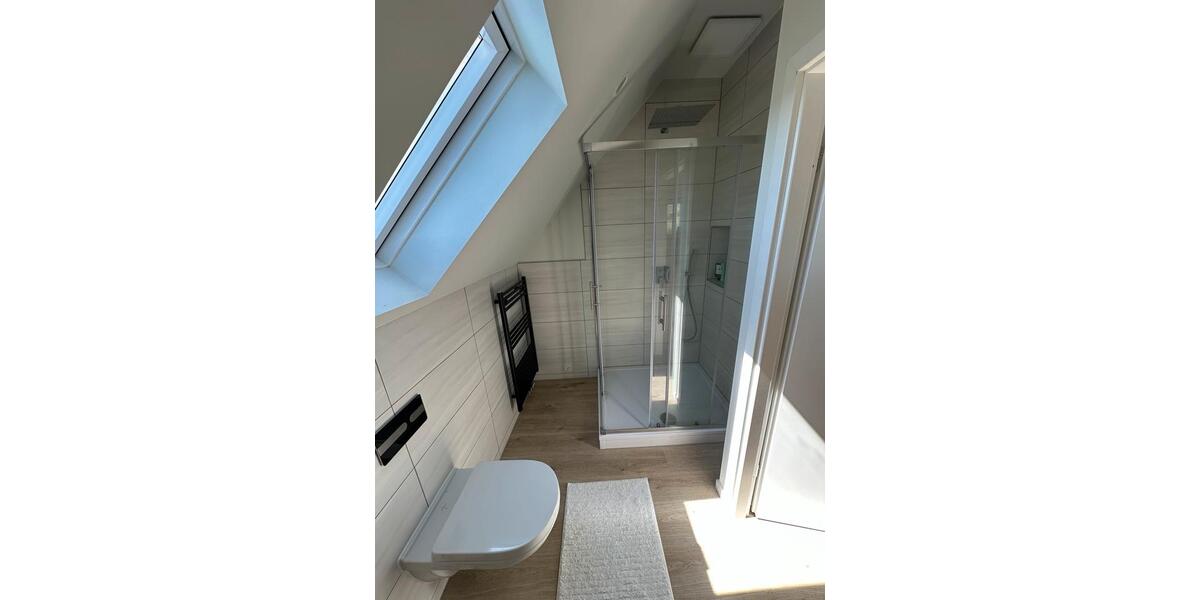 Einfamilienhaus Bergneustadt - 7 Zimmer, 240 m&sup2;, 570.000&euro; | Angebot:26326060