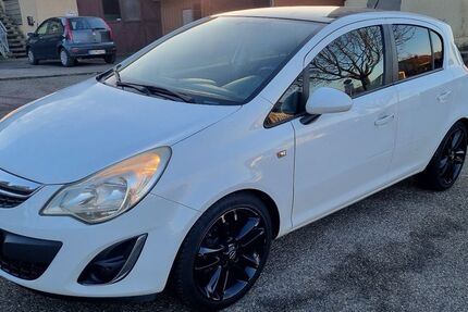 Opel Corsa 149.890 km 3.499 &euro; Leonberg Gebersheim 71229