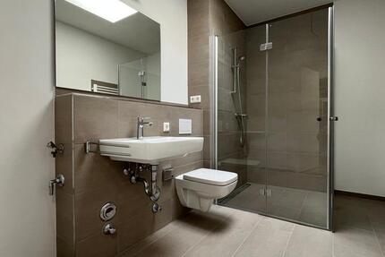 Wohnung Bad Friedrichshall - 4 Zimmer, 136 m&sup2;, 1.916&euro; | Angebot:26068585