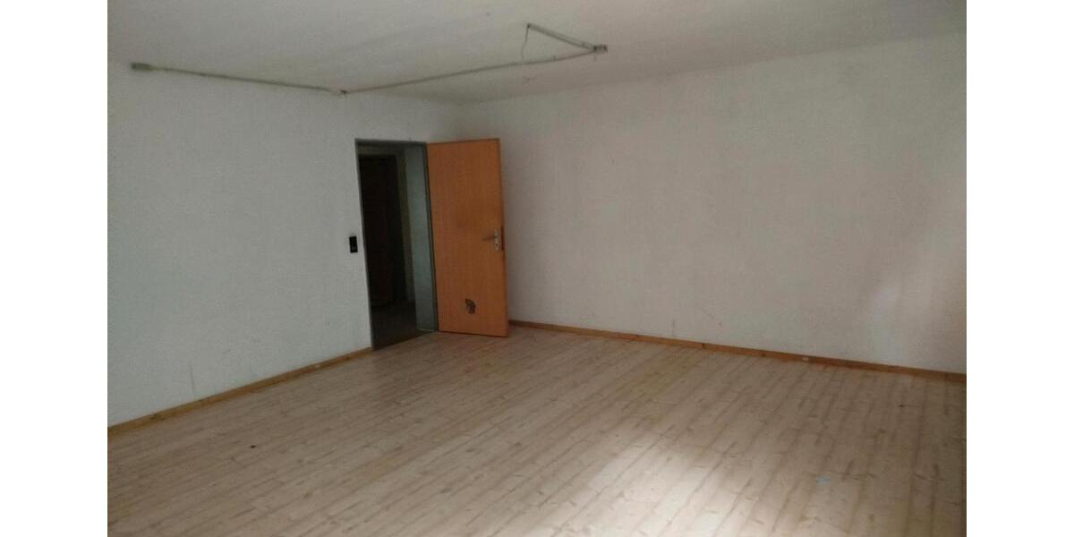 Mehrfamilienhaus, Wohnhaus Edemissen - 8 Zimmer, 260 m&sup2;, 355.000&euro; | Angebot:27203168