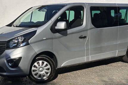 Opel Vivaro 76.000 km 17.990 &euro; München 81243
