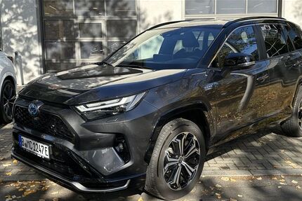 Toyota RAV 4 12.000 km 62.890 &euro; Berlin 13403