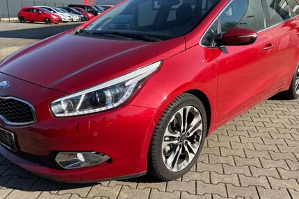 Kia ceed Sportswagon 214.000 km 4.300 &euro; Sögel 49751
