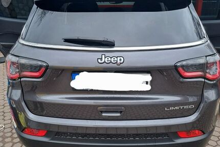 Jeep Compass 51.000 km 22.999 &euro; Berlin 13055